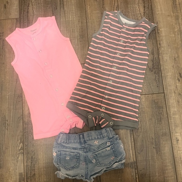 Cat & Jack Pink and Gray Button Down Shirts - Picture 2 of 4